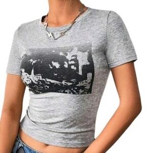SHEIN Grey Graphic Slim Crewneck Tee Size S